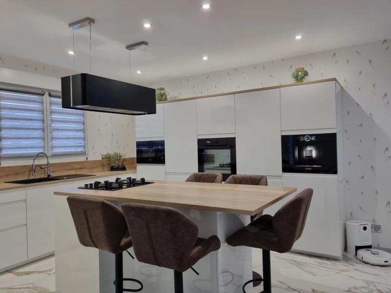 Maison traditionnelle - 100 m² - 3 pièces