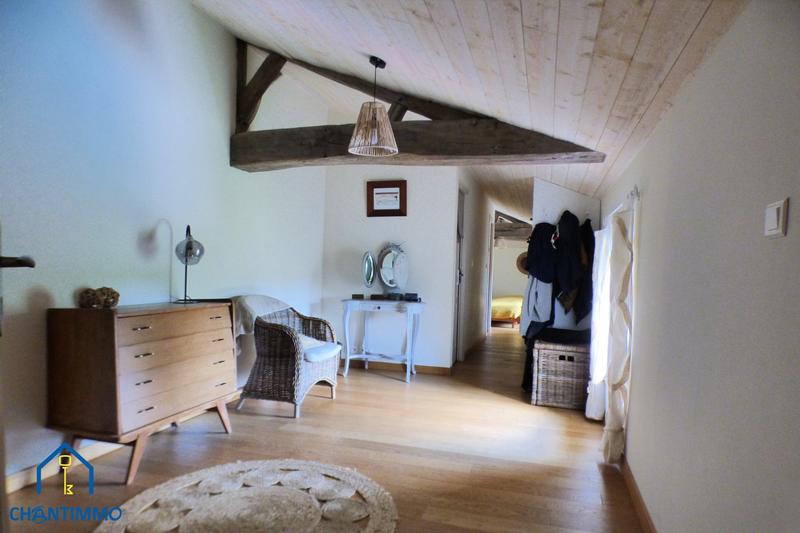 Maison - 267 m² - 7 pièces