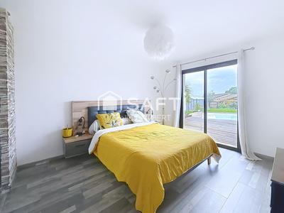 Maison - 97 m² - 4 pièces