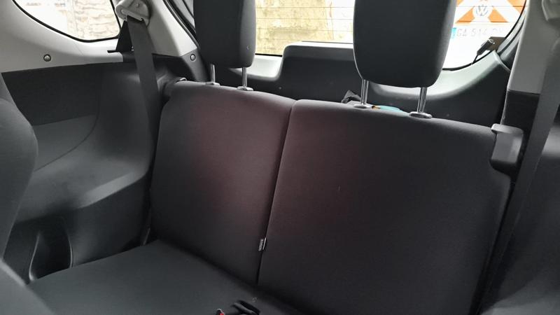 Toyota iQ 1.0 Vvt-i 68 .