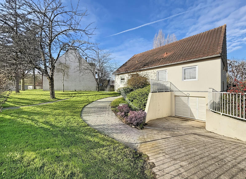 Maison - 150 m² - 7 pièces