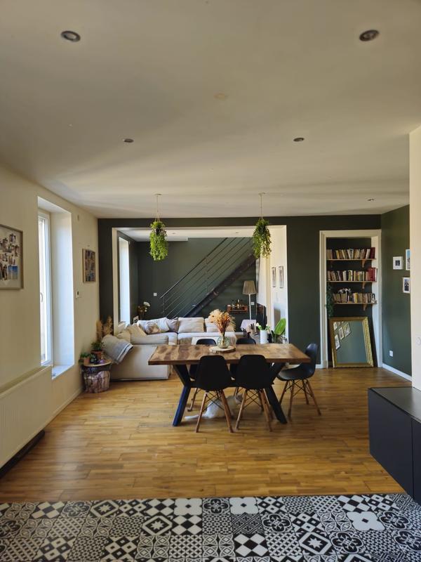 Appartement - 95 m² - 5 pièces