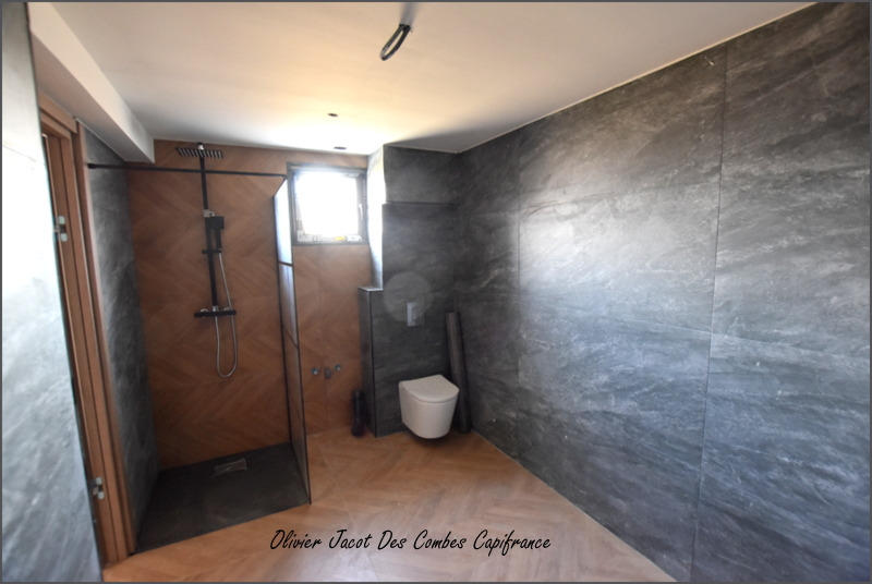 Maison - 150 m² - 4 pièces