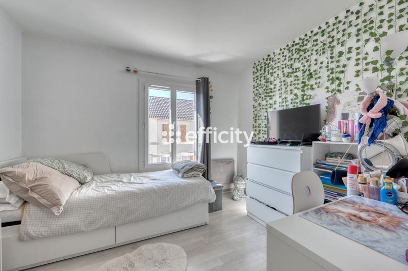 Maison - 113 m² - 6 pièces