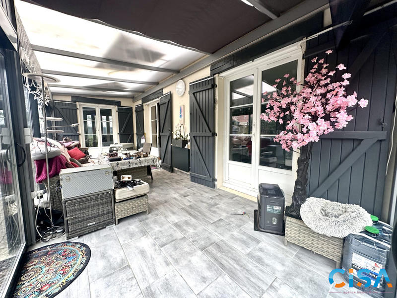 Maison - 135 m² - 6 pièces