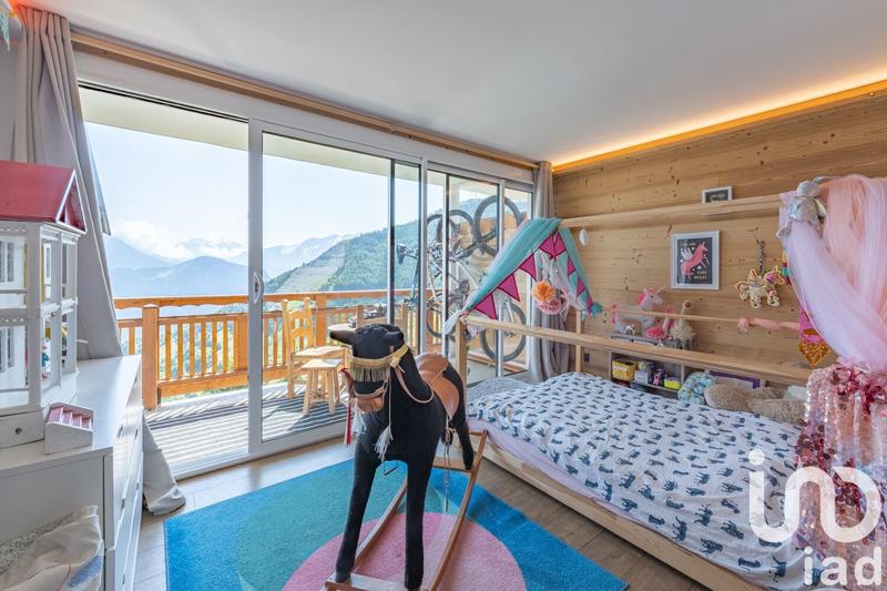 Appartement - 110 m² - 6 pièces