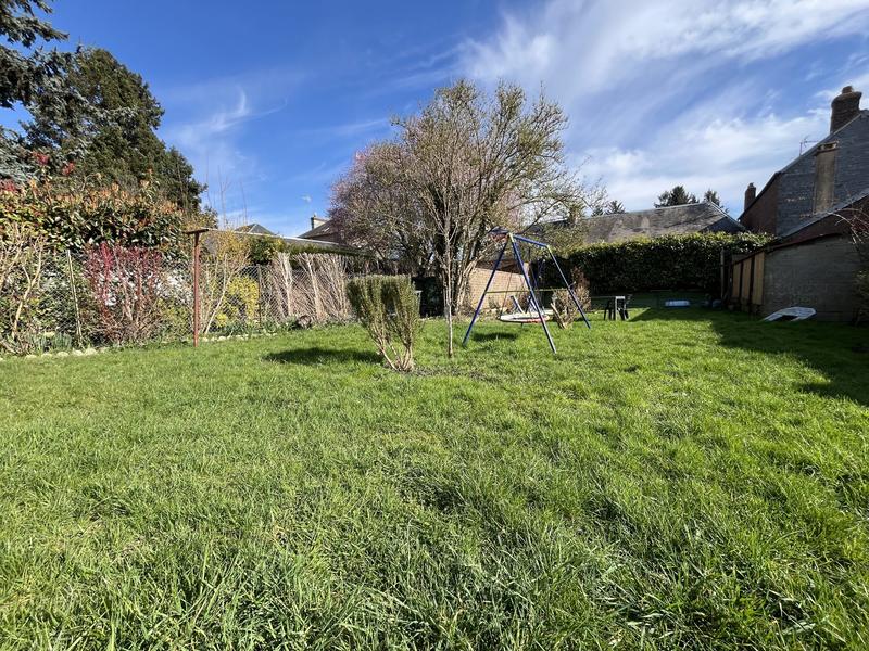 Maison - 104 m² - 4 pièces