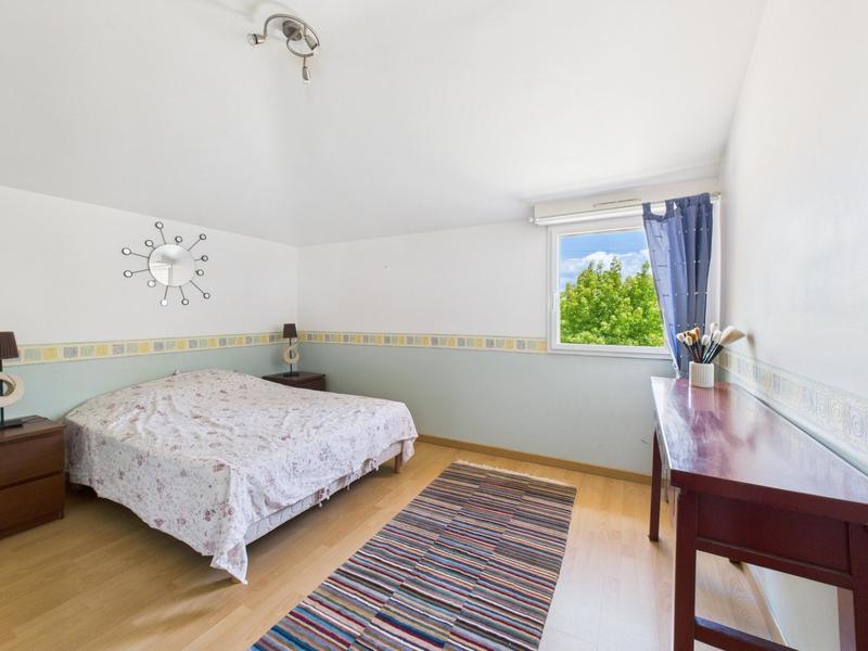 Maison - 237 m² - 10 pièces