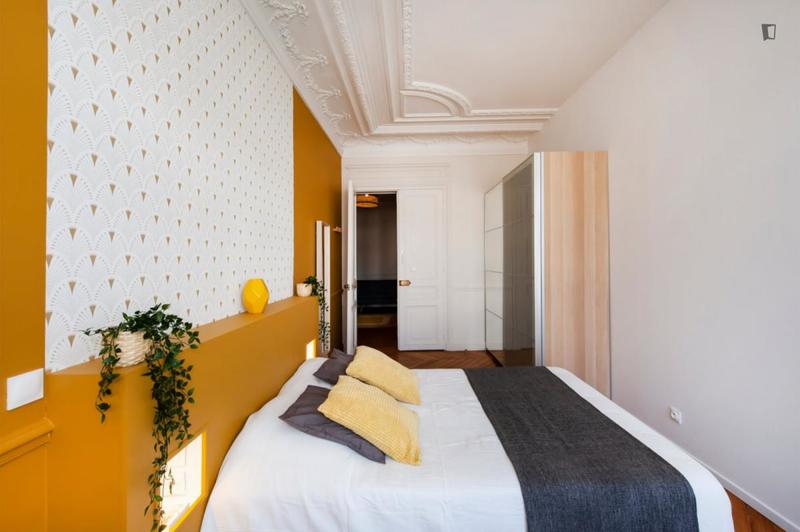 Chambre - 17 m² - 7 pièces