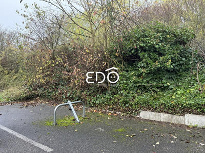 Parking / Garage - 13 m²