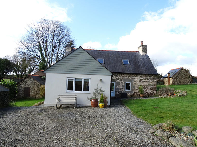 Maison - 75 m² - 5 pièces