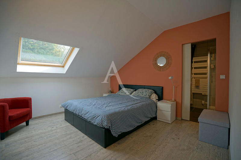 Appartement - 91 m² - 4 pièces