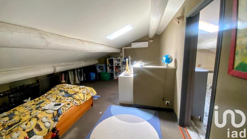 Maison - 180 m² - 9 pièces