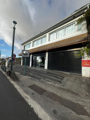 Local commercial - 64 m²