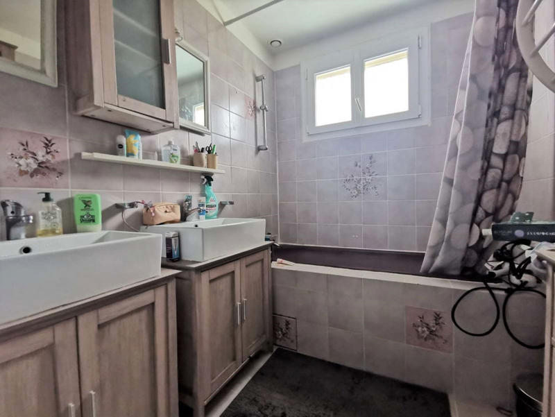 Maison - 112 m² - 6 pièces