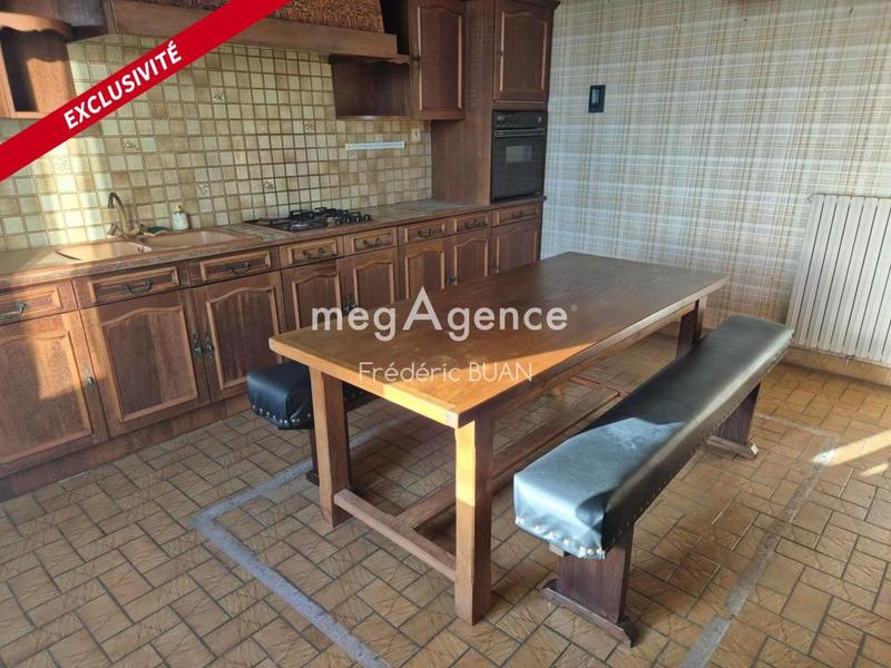 Maison en pierre - 77 m² - 4 pièces