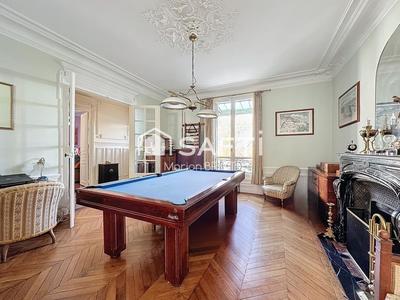 Maison de maîtres - 278 m² - 13 pièces