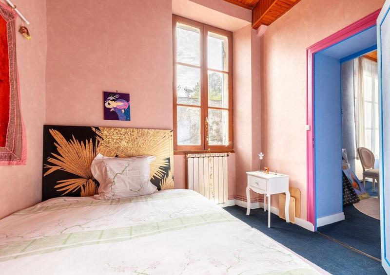 Demeure - 205 m² - 7 pièces