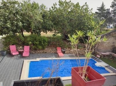 Maison - 456 m² - 15 pièces