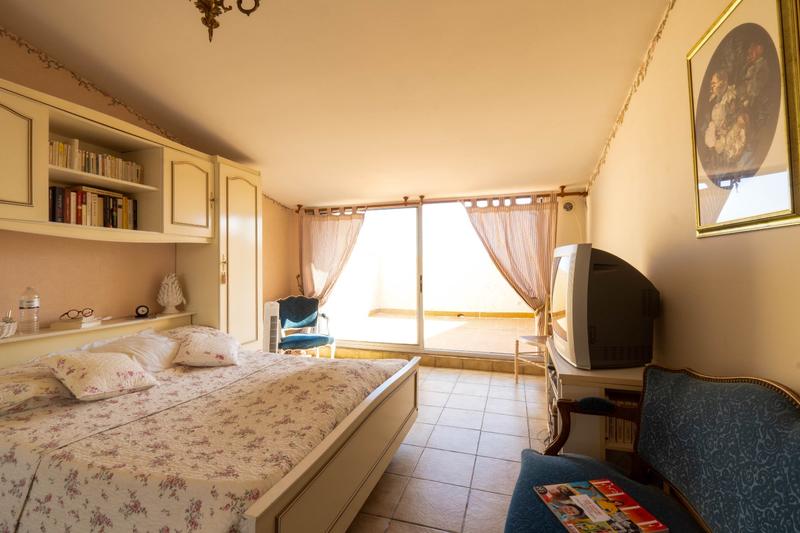 Appartement - 115 m² - 4 pièces