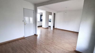 Appartement - 79 m² - 5 pièces