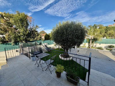 Maison - 170 m² - 6 pièces