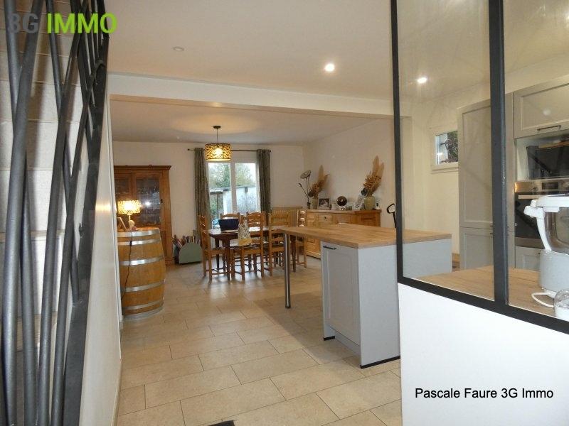 Maison traditionnelle - 152 m² - 7 pièces