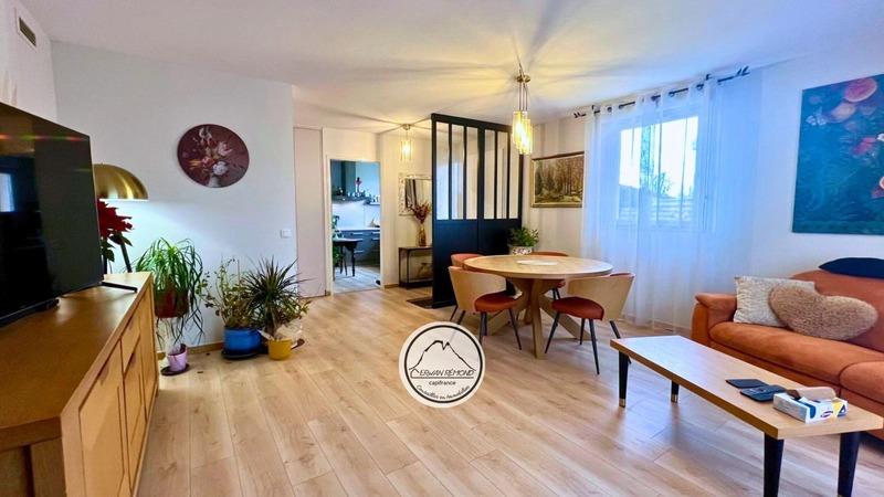 Maison - 87 m² - 4 pièces