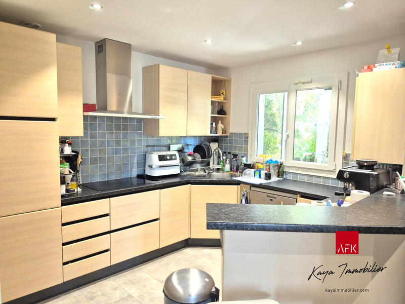 Maison - 141 m² - 5 pièces