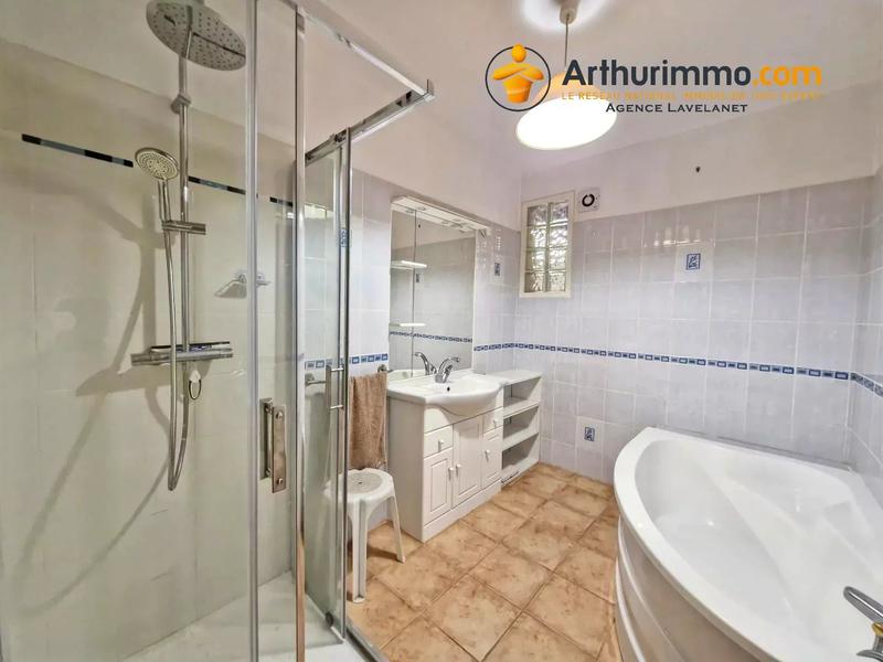 Maison - 205 m² - 5 pièces