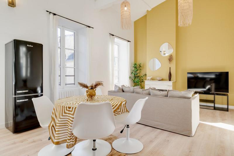 Appartement - 93 m² - 5 pièces