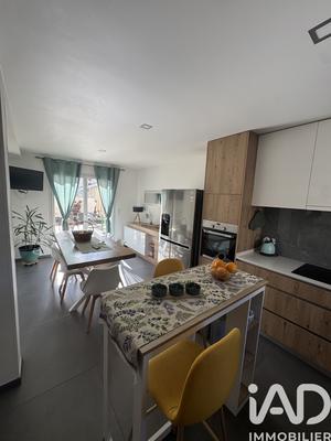 Maison - 84 m² - 4 pièces