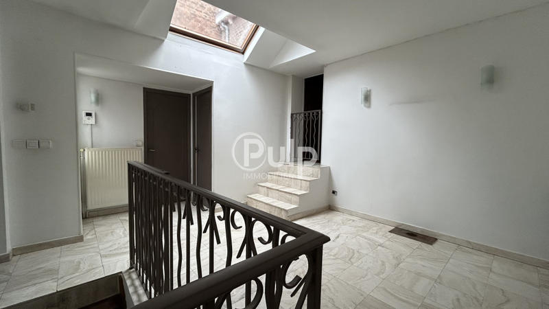 Maison de ville - 190 m² - 10 pièces