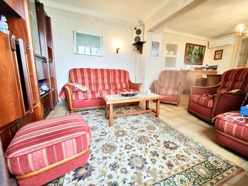 Villa - 100 m² - 6 pièces