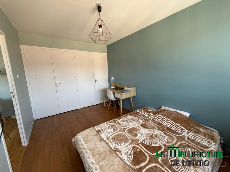 Appartement - 90 m² - 4 pièces