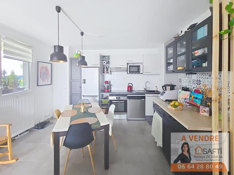 Appartement - 66 m² - 3 pièces