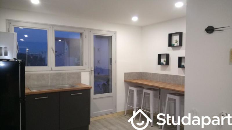 Chambre - 12 m² - 1 pièce