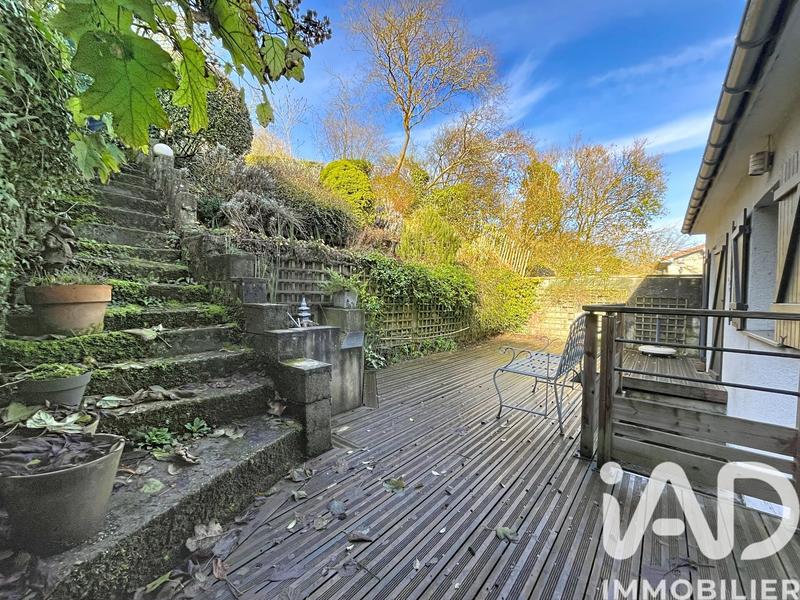 Maison - 95 m² - 4 pièces