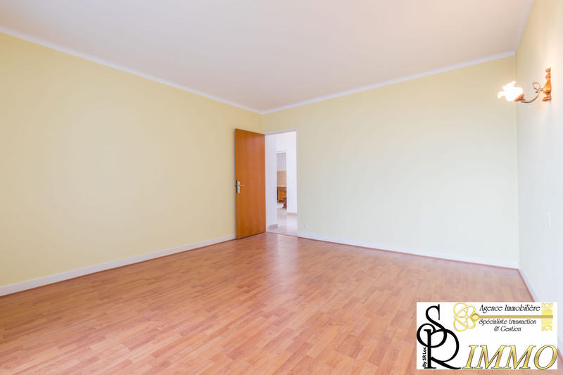 Appartement - 122 m² - 4 pièces