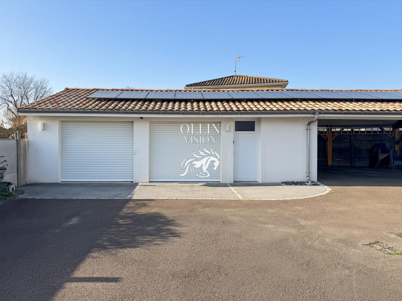 Maison - 180 m² - 6 pièces