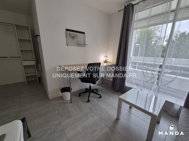 Chambre - 15 m² - 4 pièces