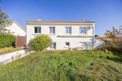 Maison - 91 m² - 5 pièces