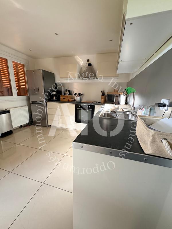 Appartement - 61 m² - 4 pièces