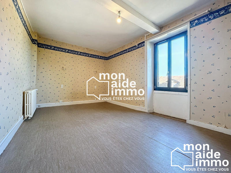 Maison - 305 m² - 8 pièces