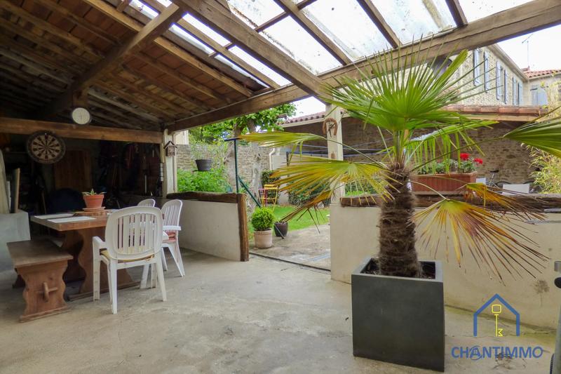 Maison ancienne - 170 m² - 7 pièces