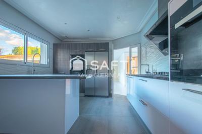 Villa - 186 m² - 6 pièces