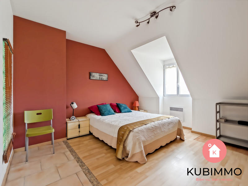 Maison traditionnelle - 121 m² - 6 pièces