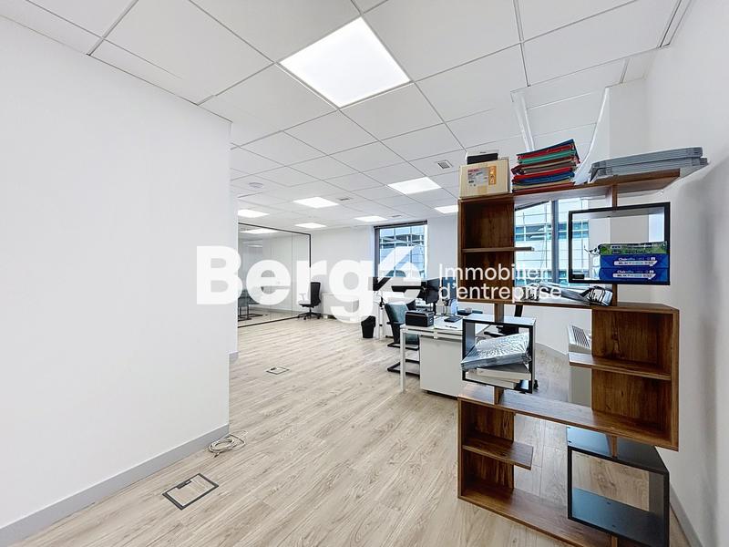 Bureau - 62 m²