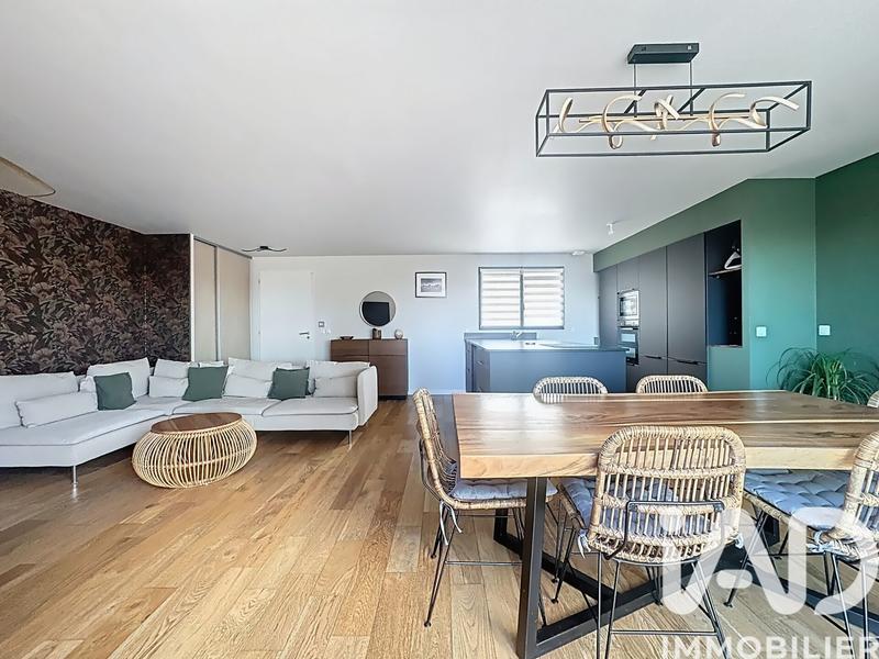 Maison - 98 m² - 4 pièces