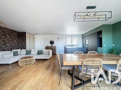 Maison - 98 m² - 4 pièces